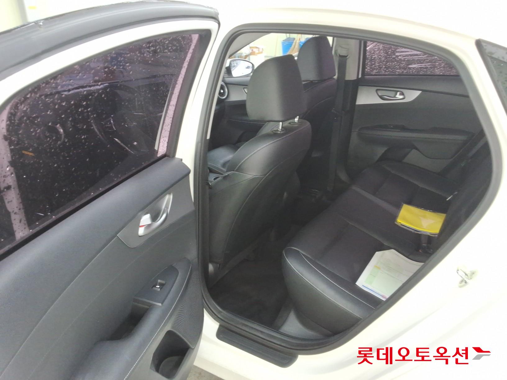 Kia K3 id 3809948 из Кореи 35