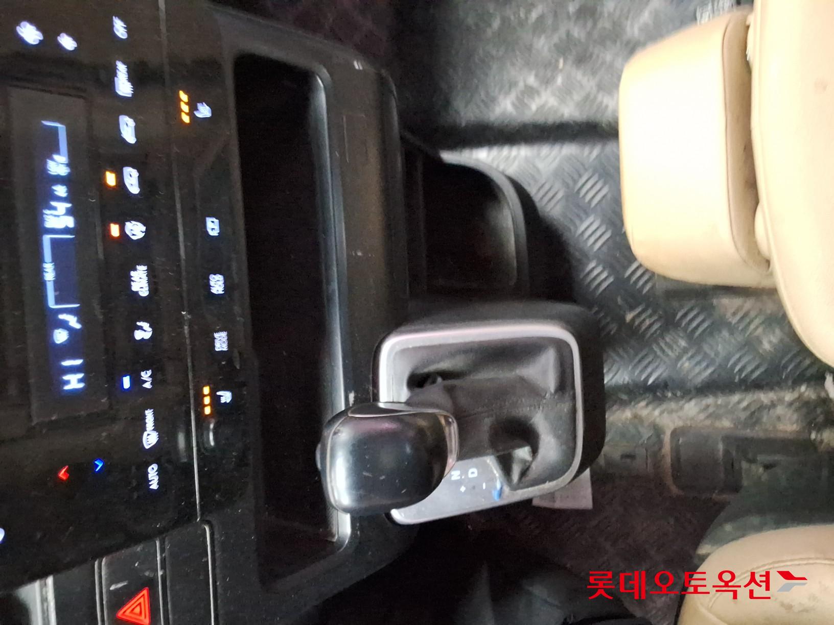 Hyundai Staria id 3803734 из Кореи 31