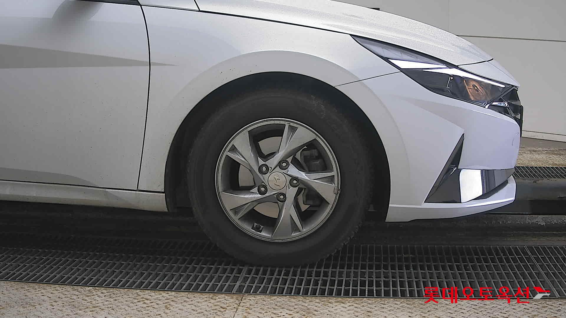 Hyundai Avante id 3803728 из Кореи 23