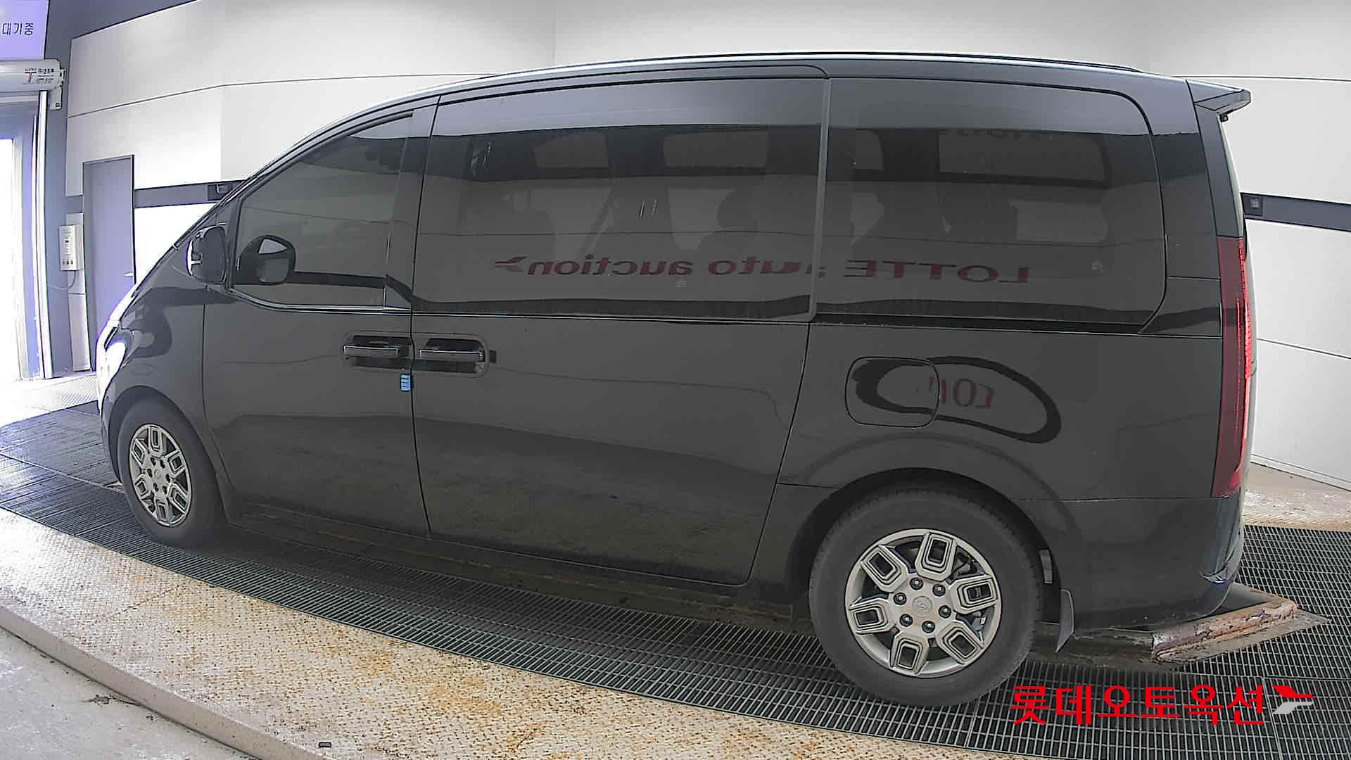 Hyundai Staria id 3803727 из Кореи 11