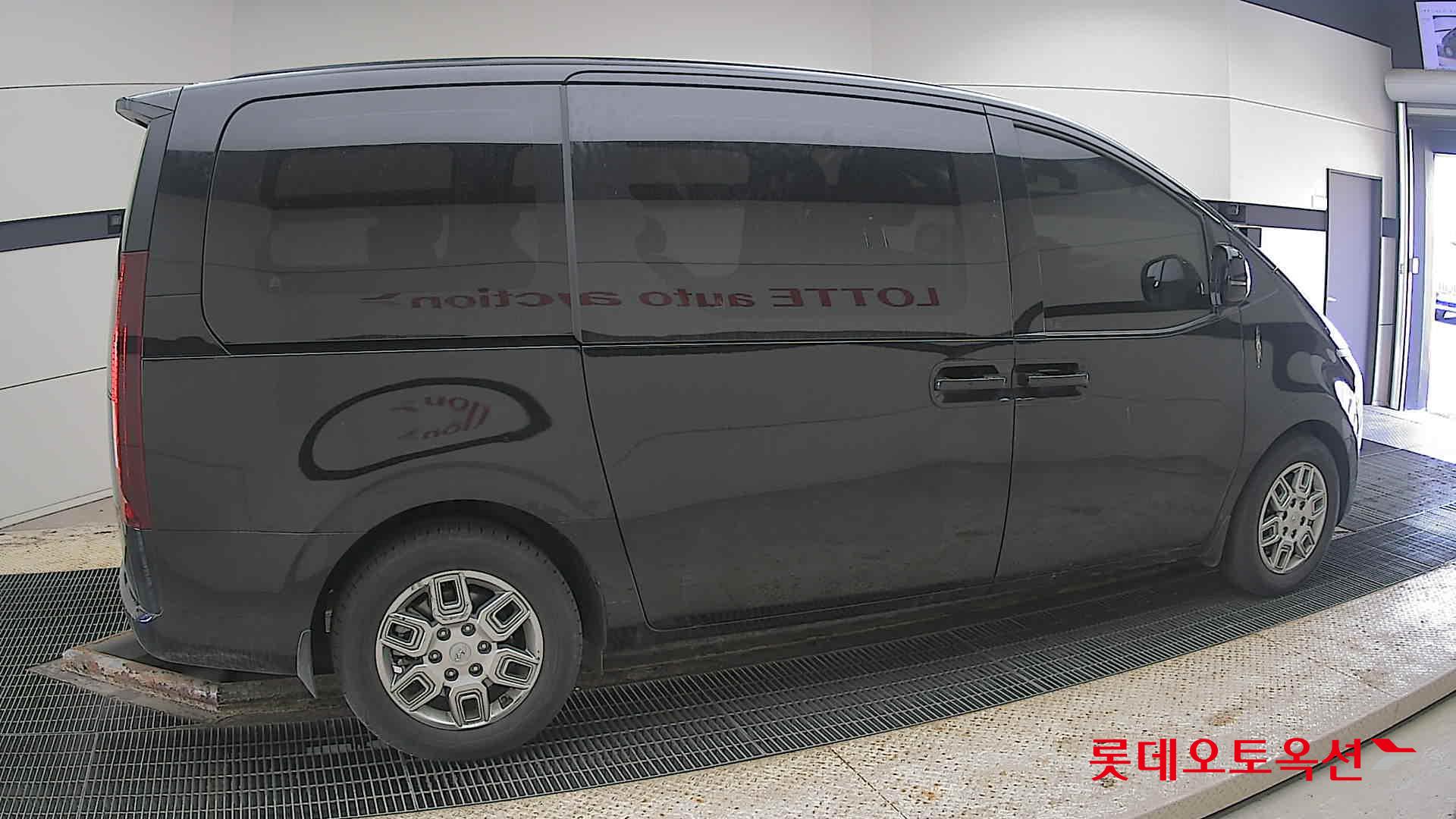 Hyundai Staria id 3803727 из Кореи 18