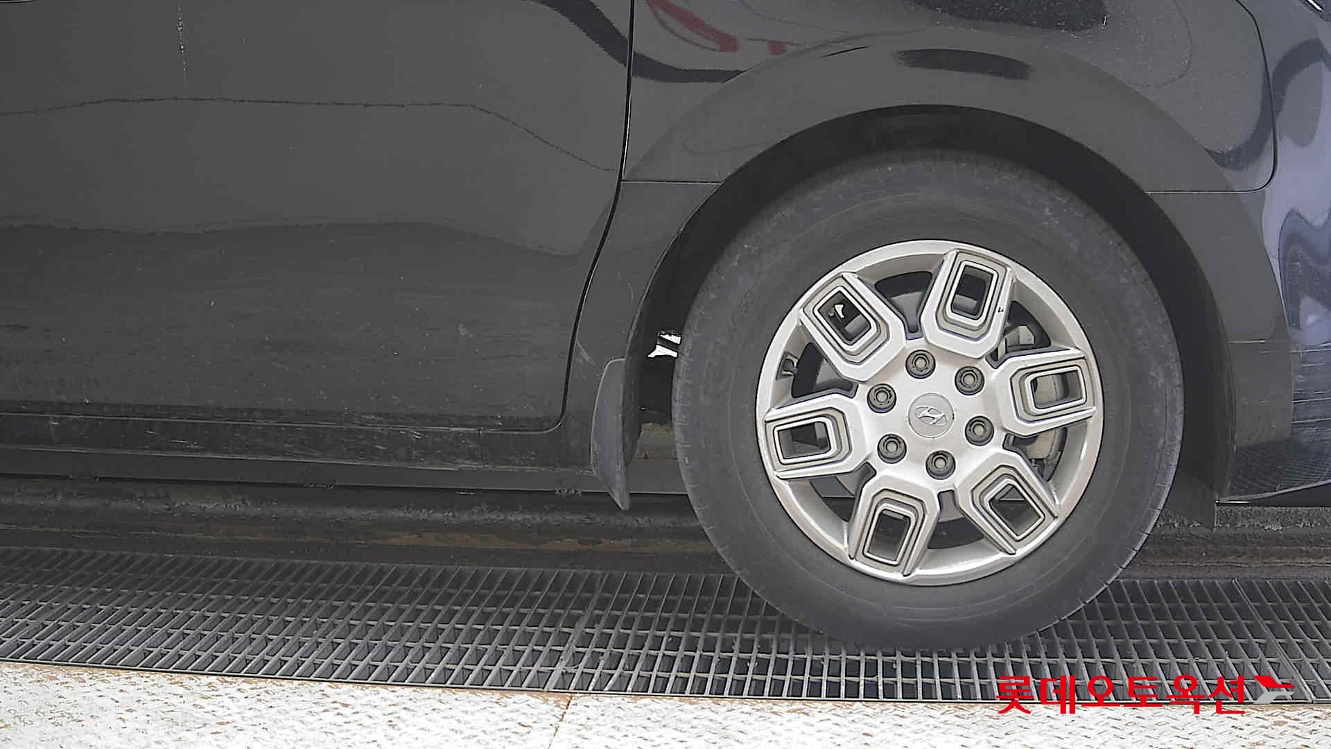 Hyundai Staria id 3803727 из Кореи 23