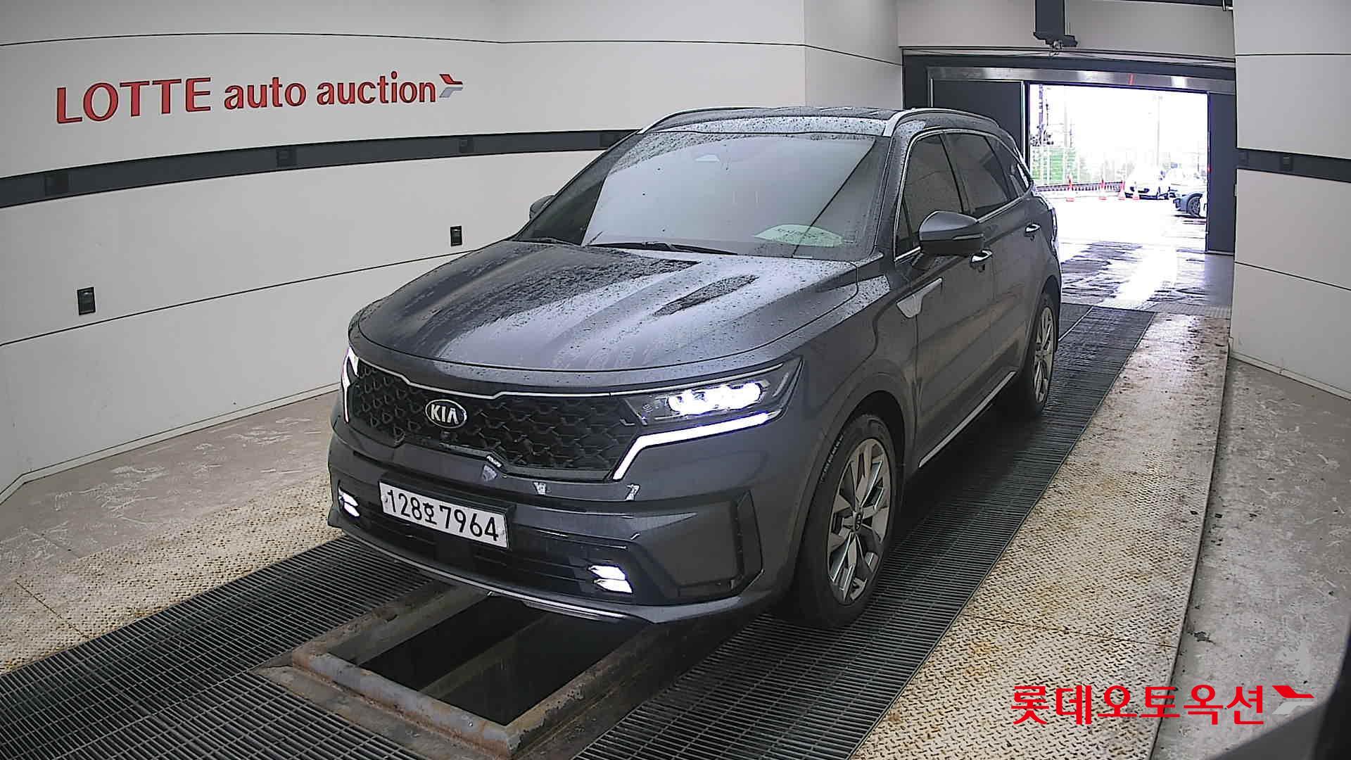 Kia Sorento 2021 Platinium Graphite из Кореи