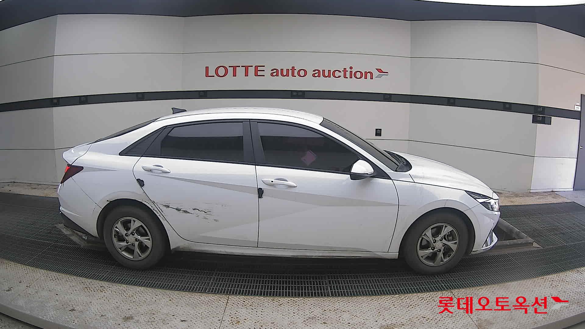 Hyundai Avante 2021 Polar White из Кореи, фото 3