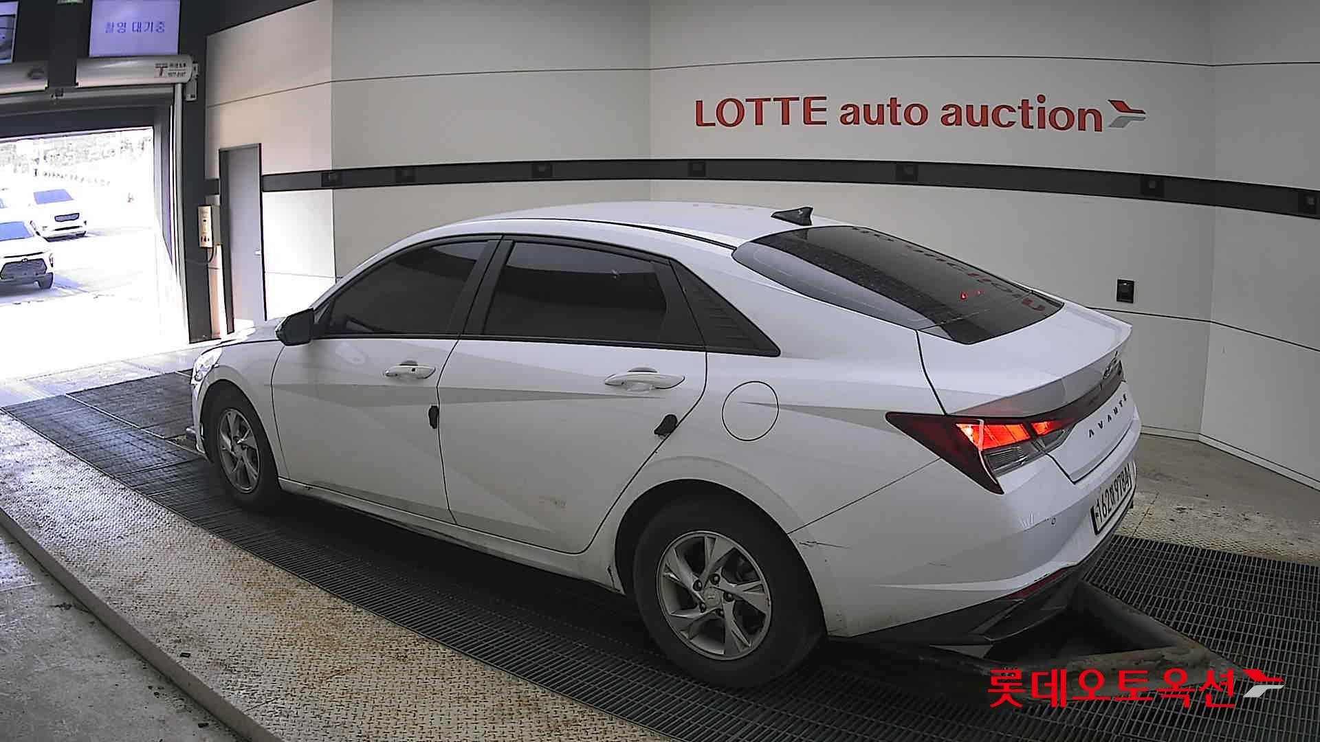 Hyundai Avante id 3803661 из Кореи 10