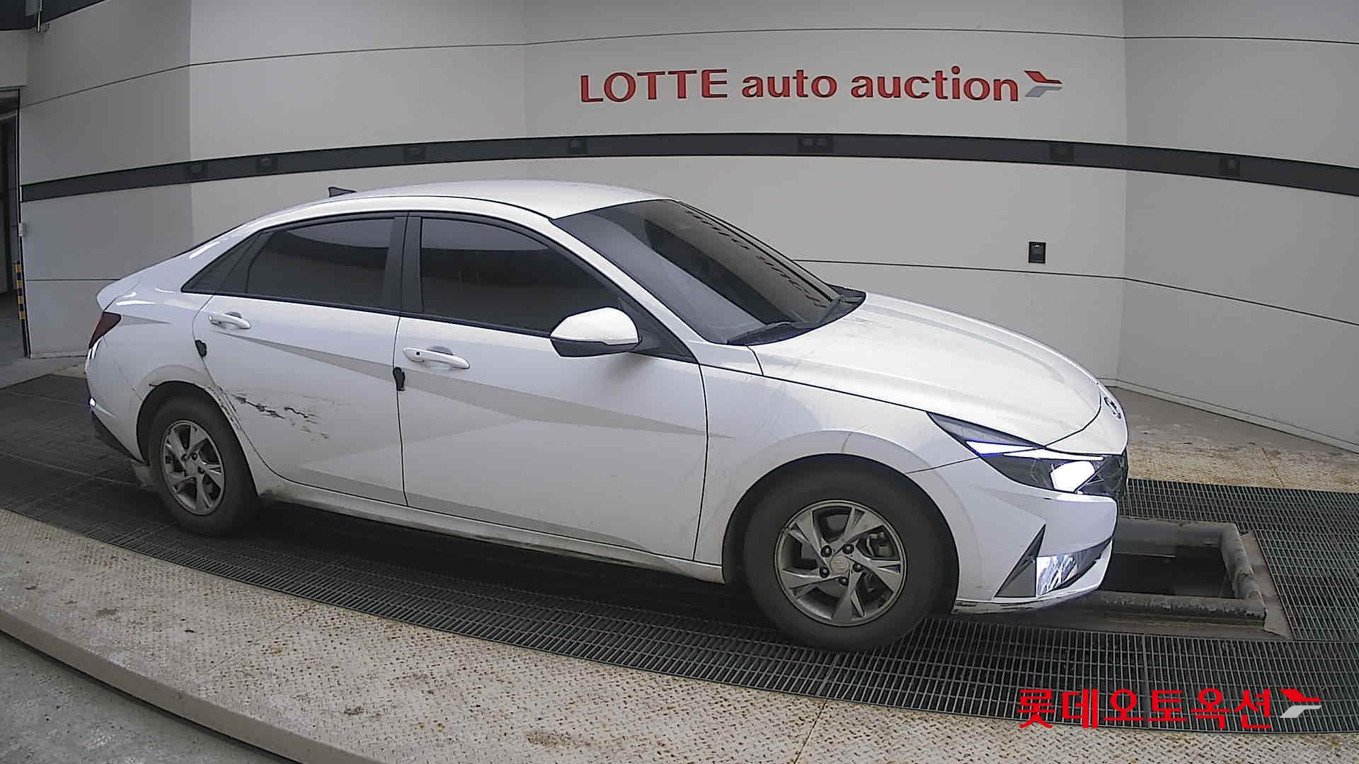 Hyundai Avante id 3803661 из Кореи 17