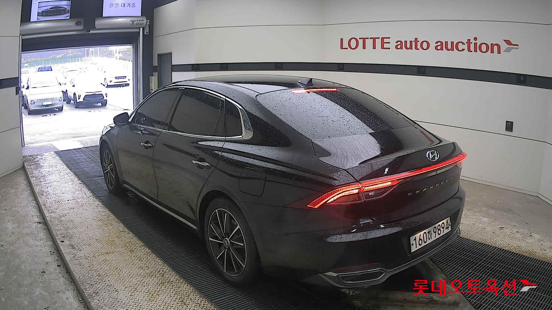 Hyundai Grandeur 2022 Midnight Black Pearl из Кореи, фото 6