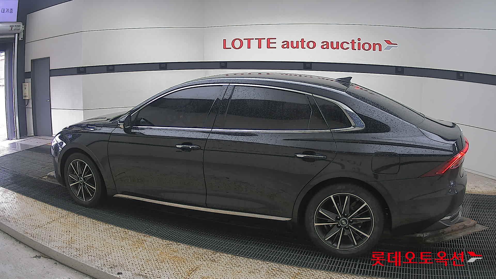 Hyundai Grandeur id 3809857 из Кореи 11