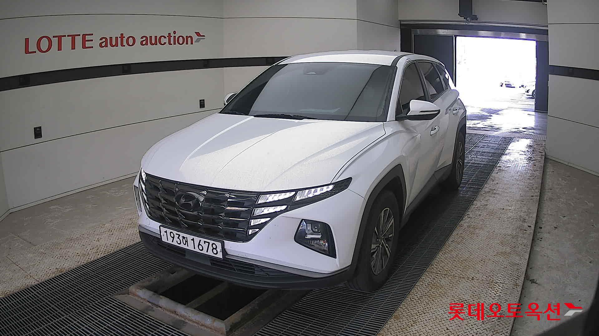 Hyundai Tucson Hybrid 2022 Creamy White Pearl из Кореи
