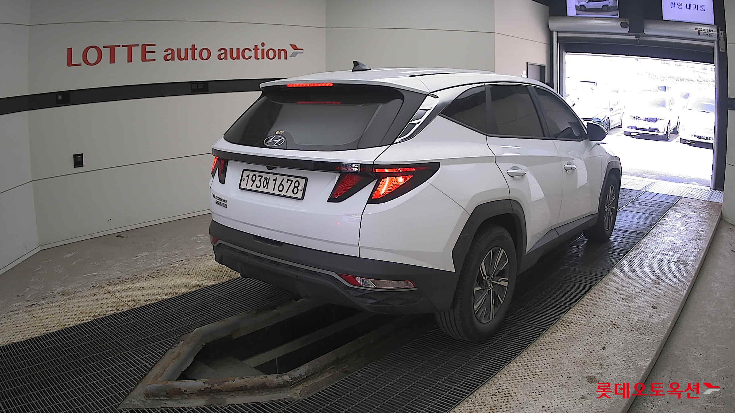 Hyundai Tucson Hybrid 2022 Creamy White Pearl из Кореи, фото 4