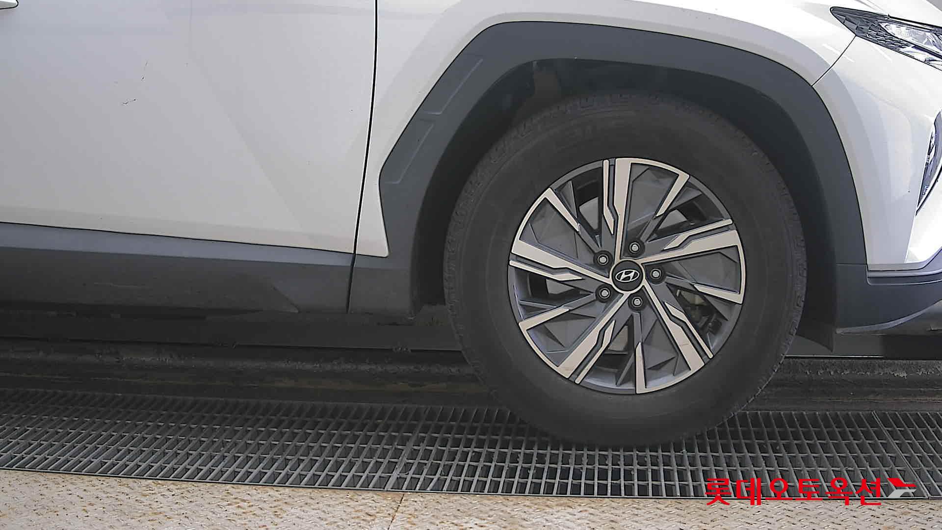 Hyundai Tucson Hybrid id 3803666 из Кореи 23