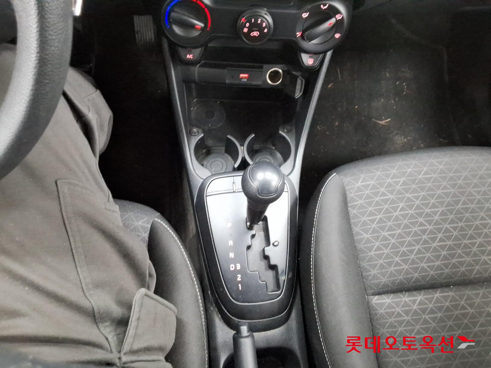 Kia Morning id 3809987 из Кореи 32