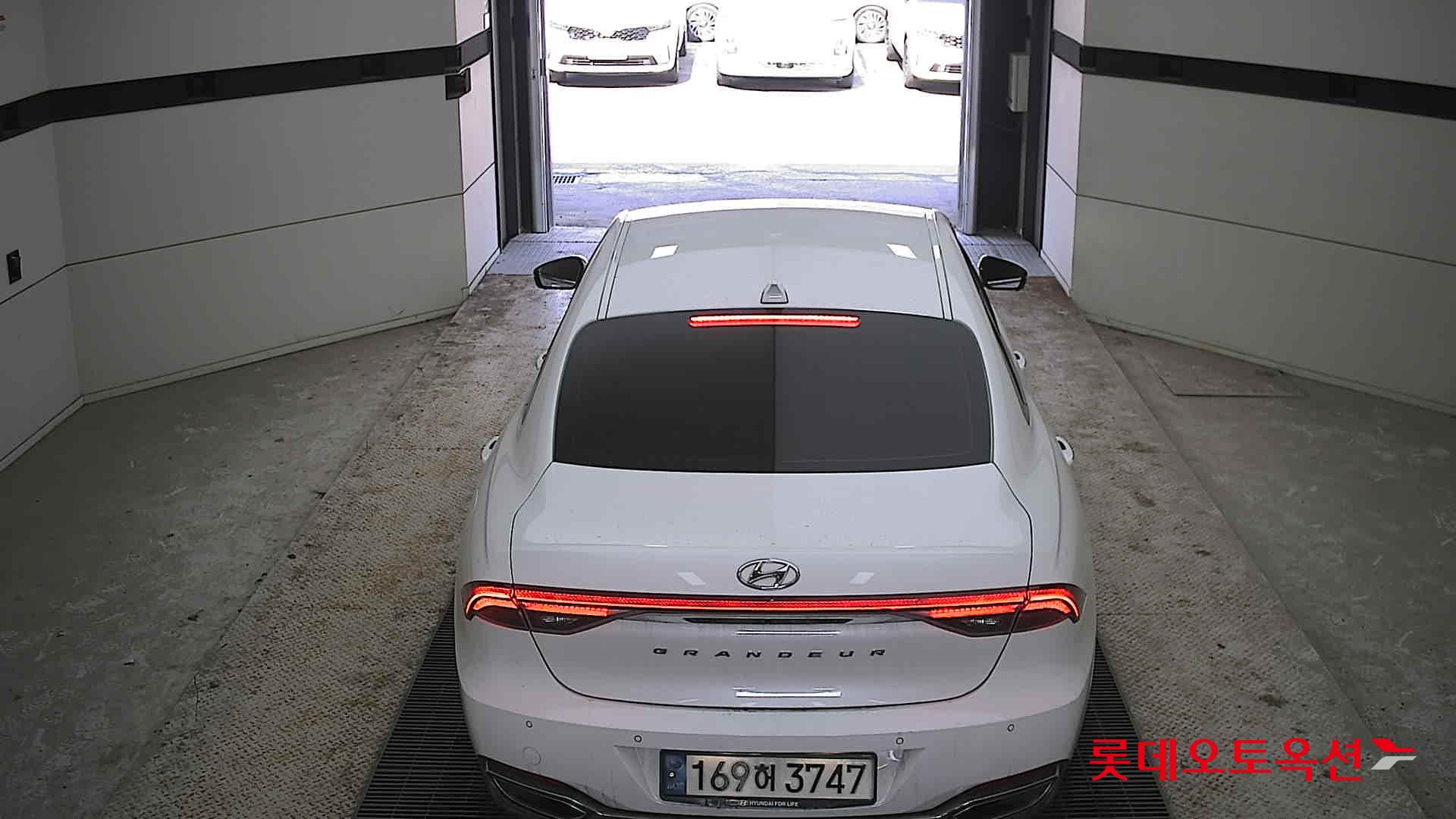 Hyundai Grandeur Hybrid 2022 Creamy White Pearl (optional) из Кореи, фото 5