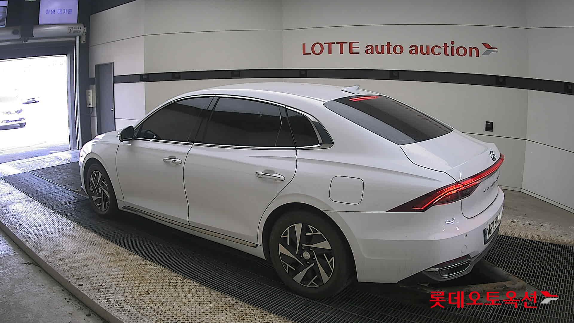 Hyundai Grandeur Hybrid id 3803703 из Кореи 10