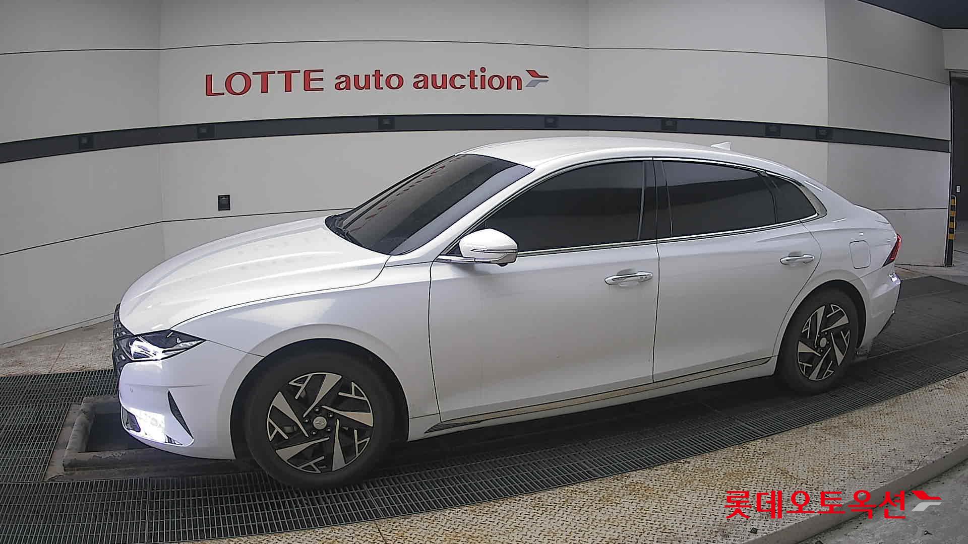 Hyundai Grandeur Hybrid id 3803703 из Кореи 12