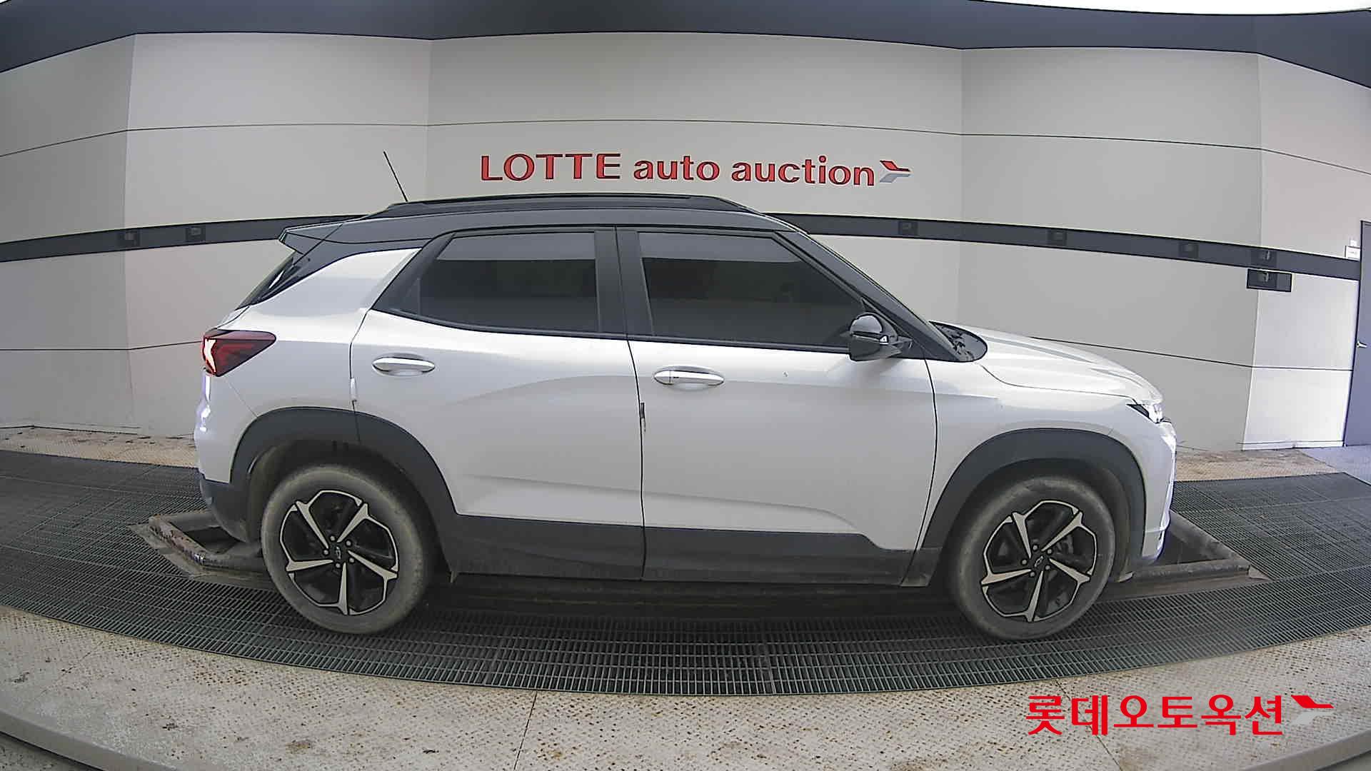 Korea G M TrailBlazer 1.35 Turbo FWD 2023 Snow White Pearl (optional) из Кореи, фото 3