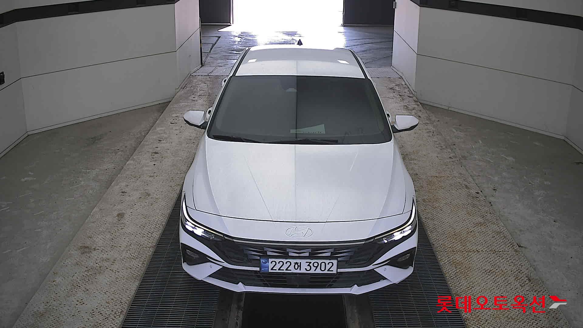 هيونداي إلانترا