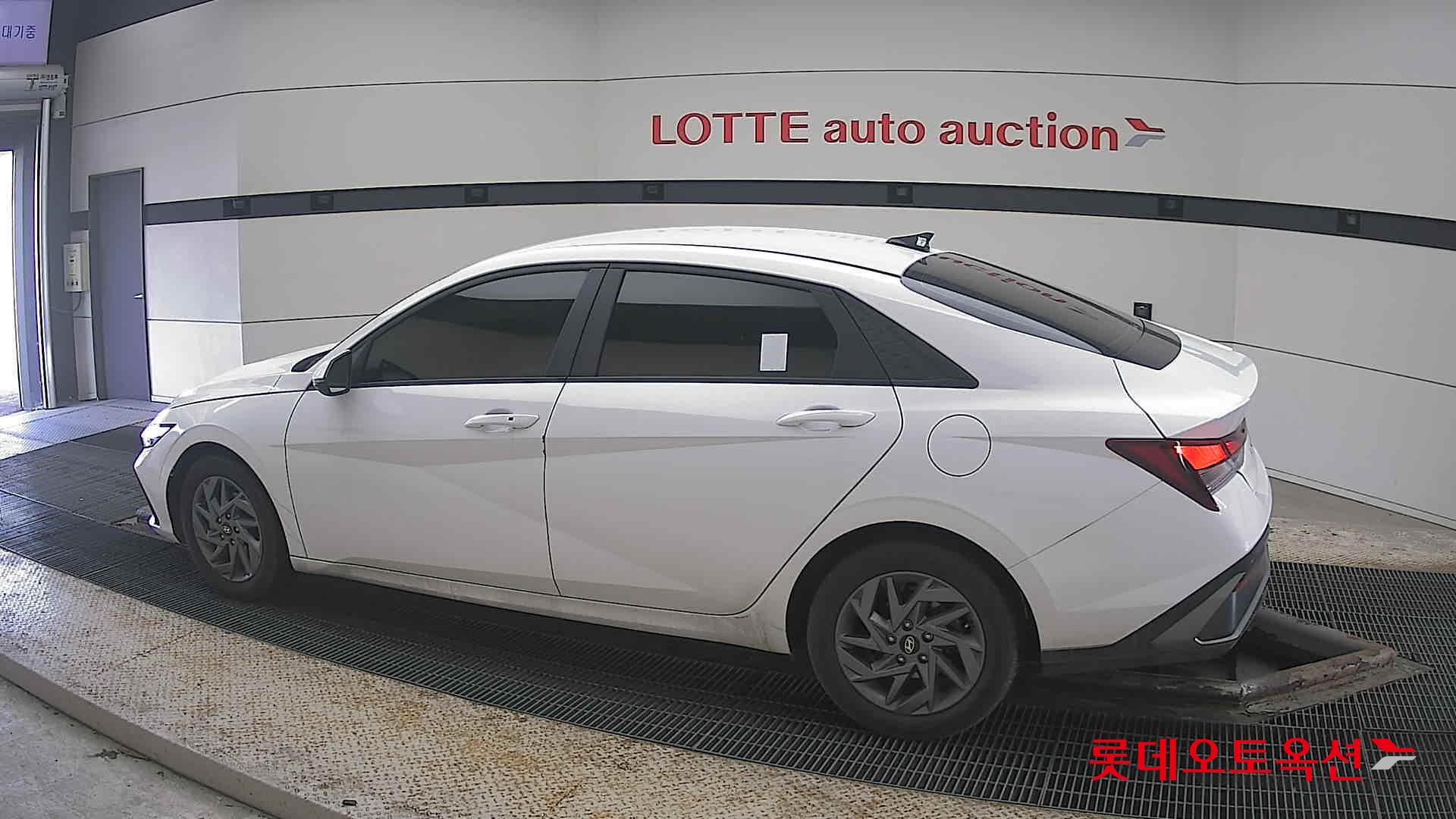 هيونداي إلانترا 2024 - صورة 14