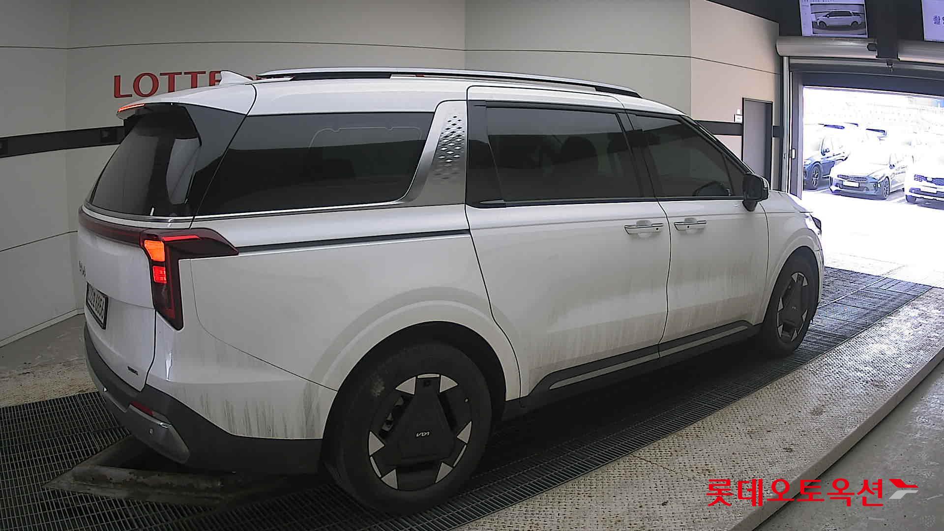 Kia Carnival Hybrid id 3803823 из Кореи 19