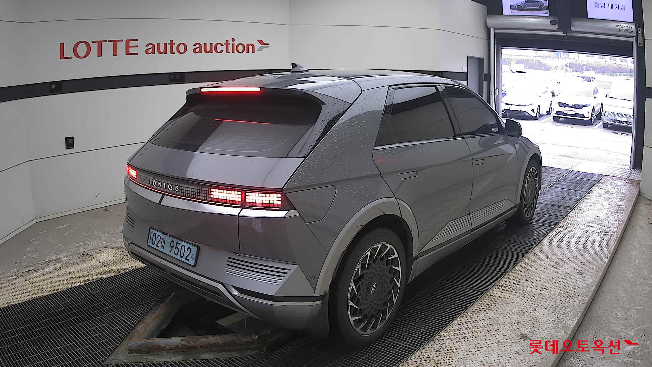 Hyundai IONIQ 5 2022 Galactic Grey Metallic из Кореи, фото 4