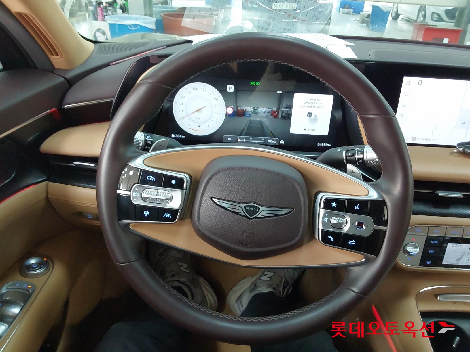 جينيسيس G90 2023 - صورة 30