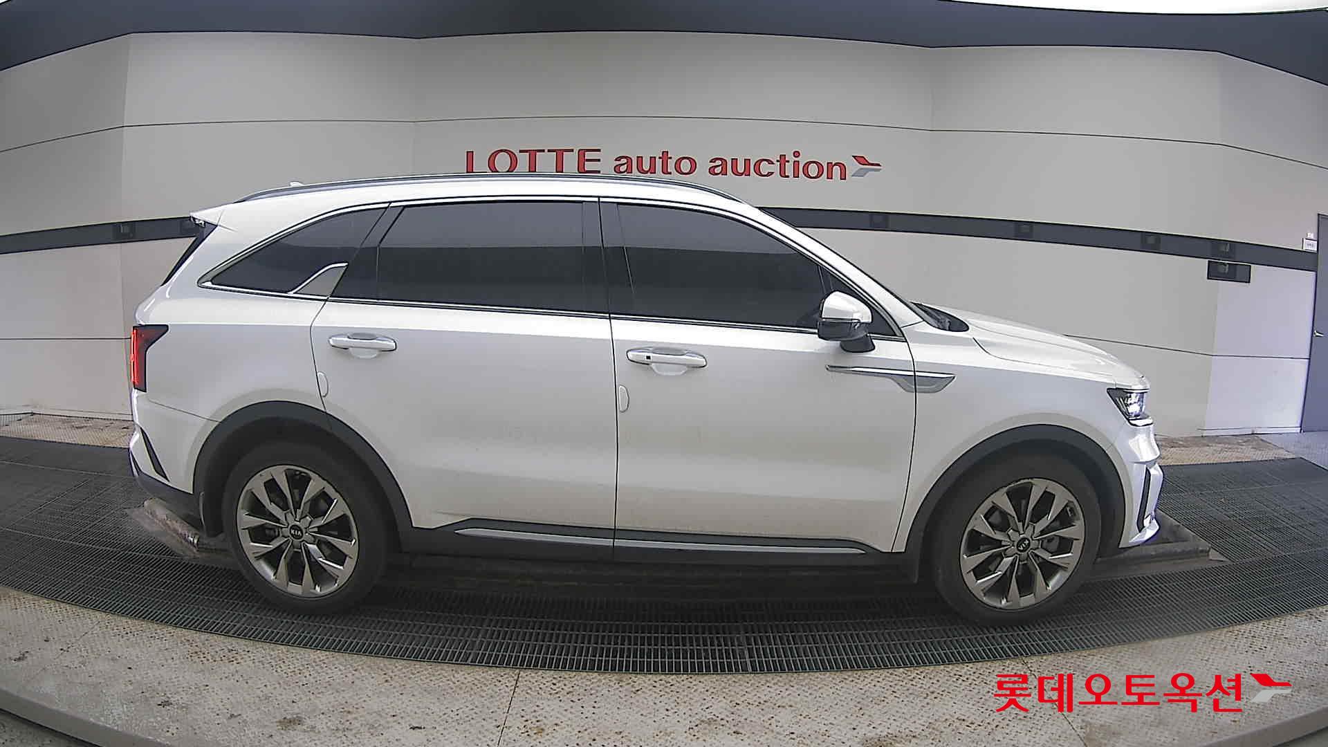 Kia Sorento 2021 Snow White Pearl (optional) из Кореи, фото 3