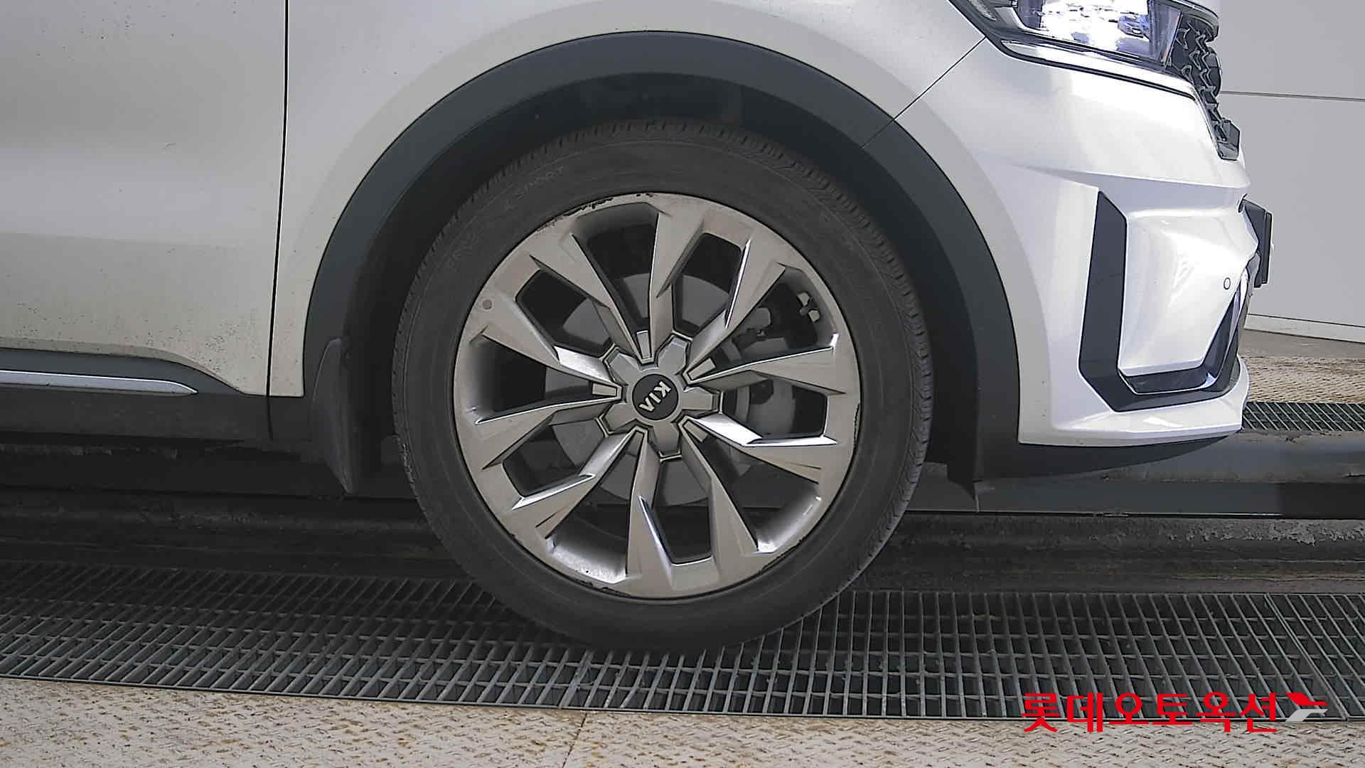 Kia Sorento id 3803821 из Кореи 23