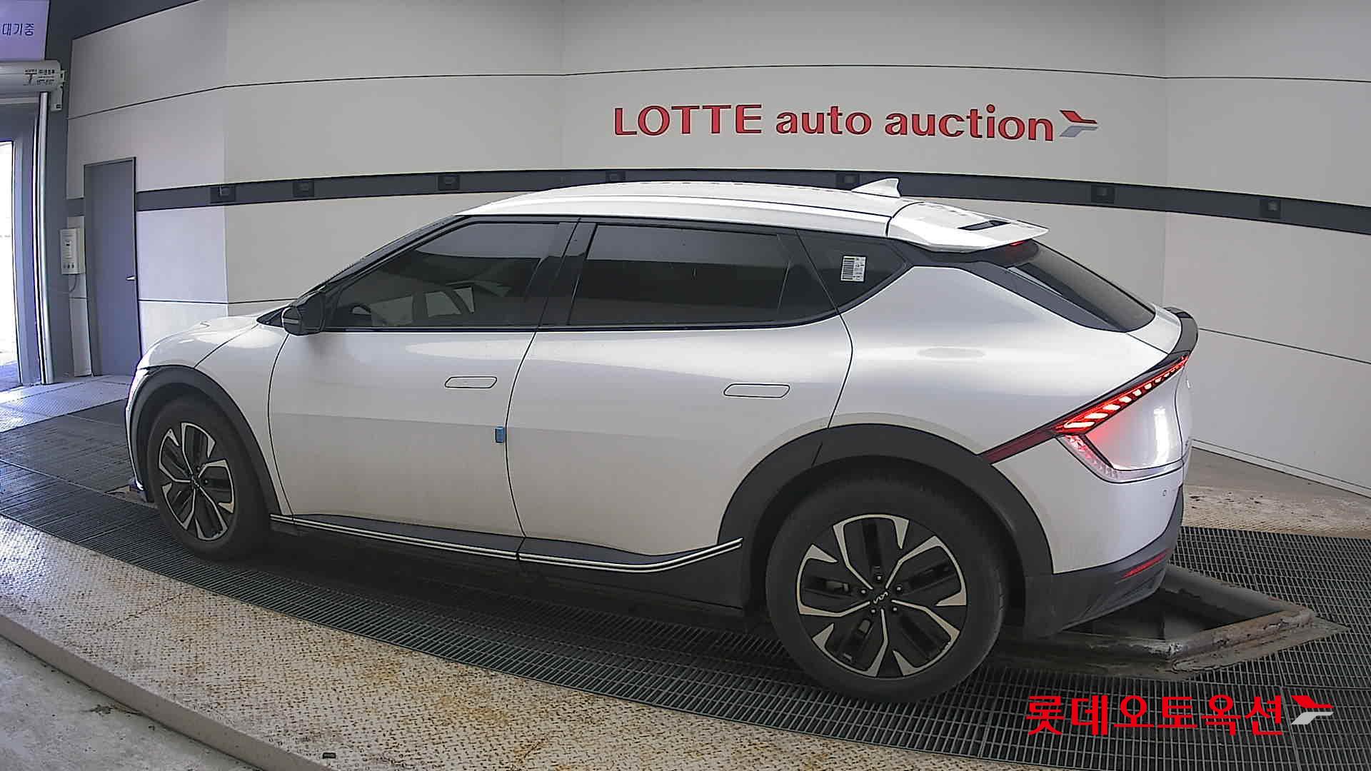 Kia EV6 id 3816370 из Кореи 11