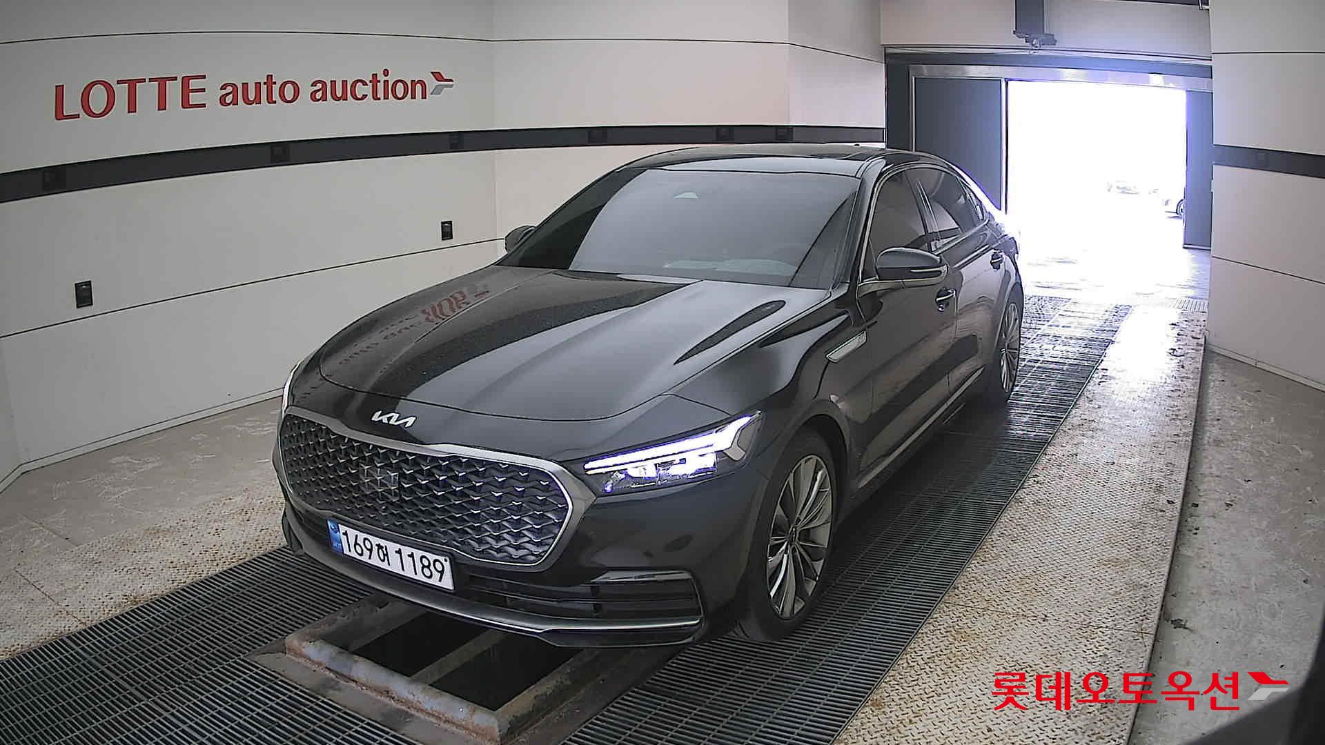 Kia K9 2022 Aurora Black Pearl из Кореи