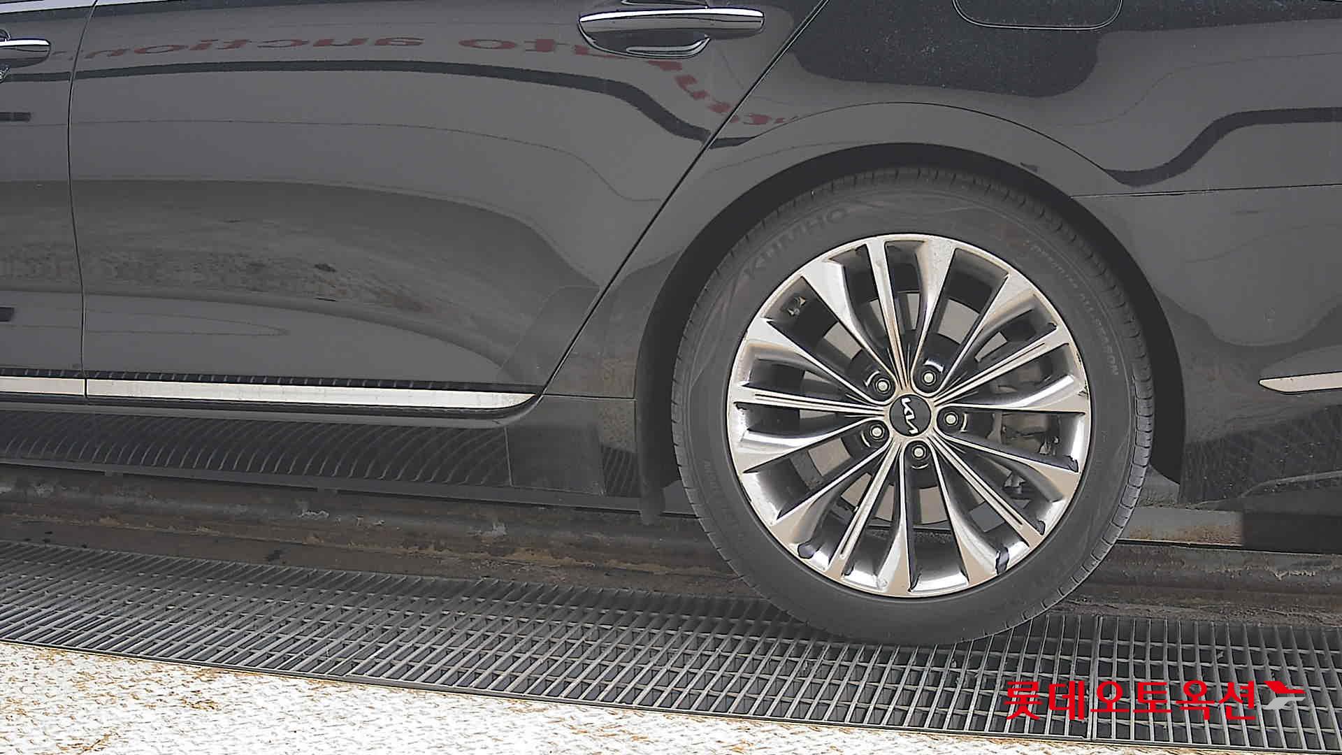 Kia K9 id 3803787 из Кореи 22