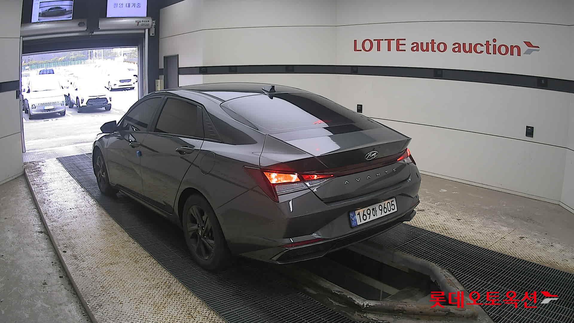 Hyundai Avante Hybrid 2023 Amazon Grey Metallic из Кореи, фото 6