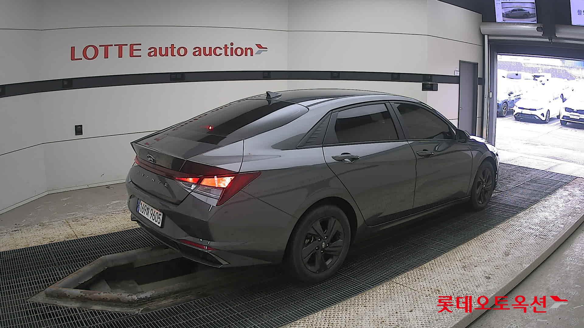 Hyundai Avante Hybrid id 3809896 из Кореи 19