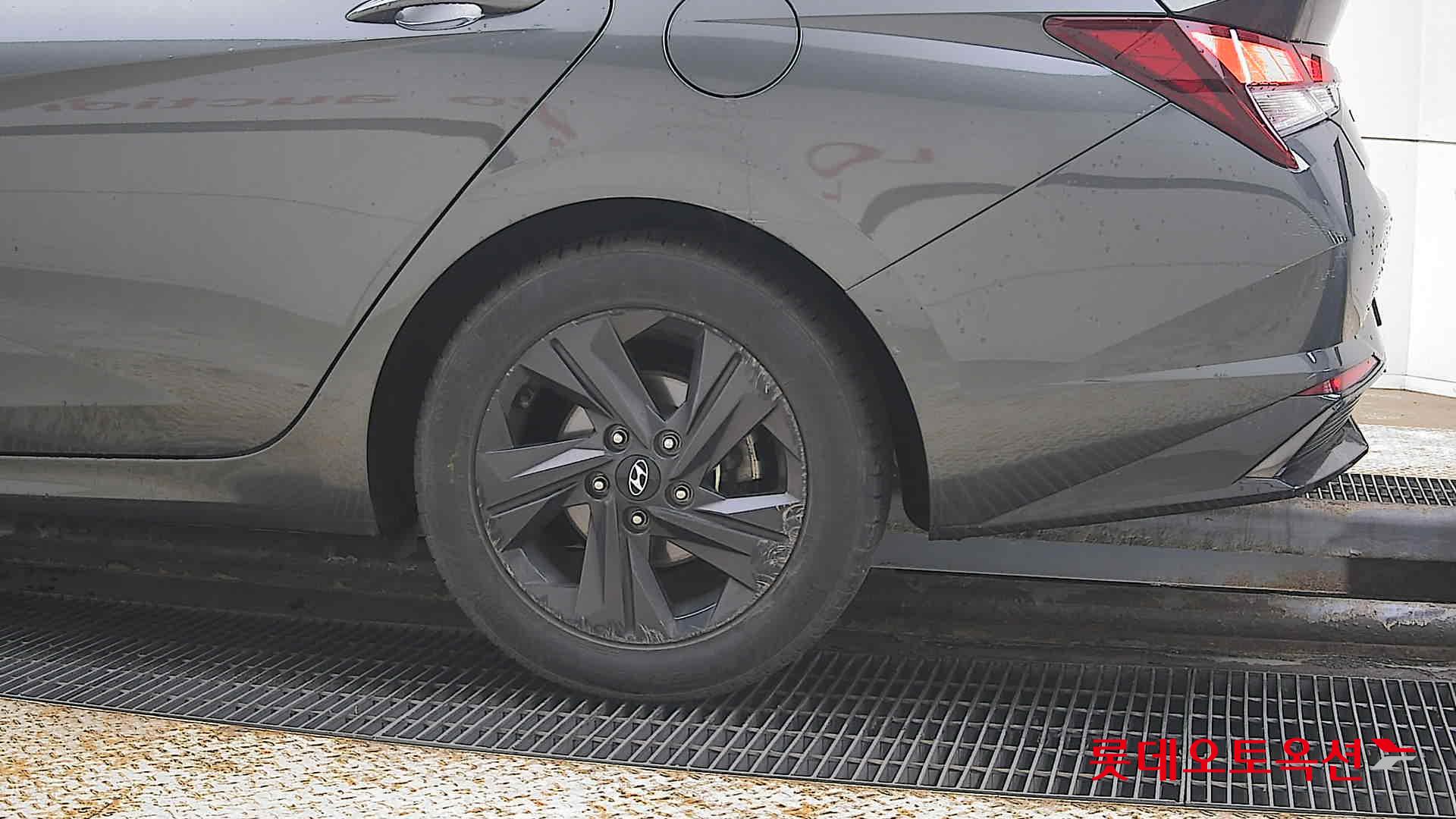 Hyundai Avante Hybrid id 3809896 из Кореи 22