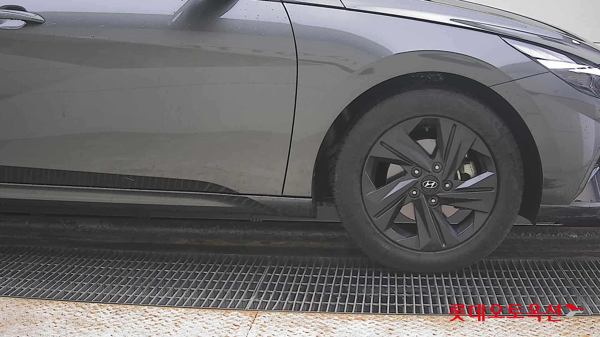 Hyundai Avante Hybrid id 3809896 из Кореи 23