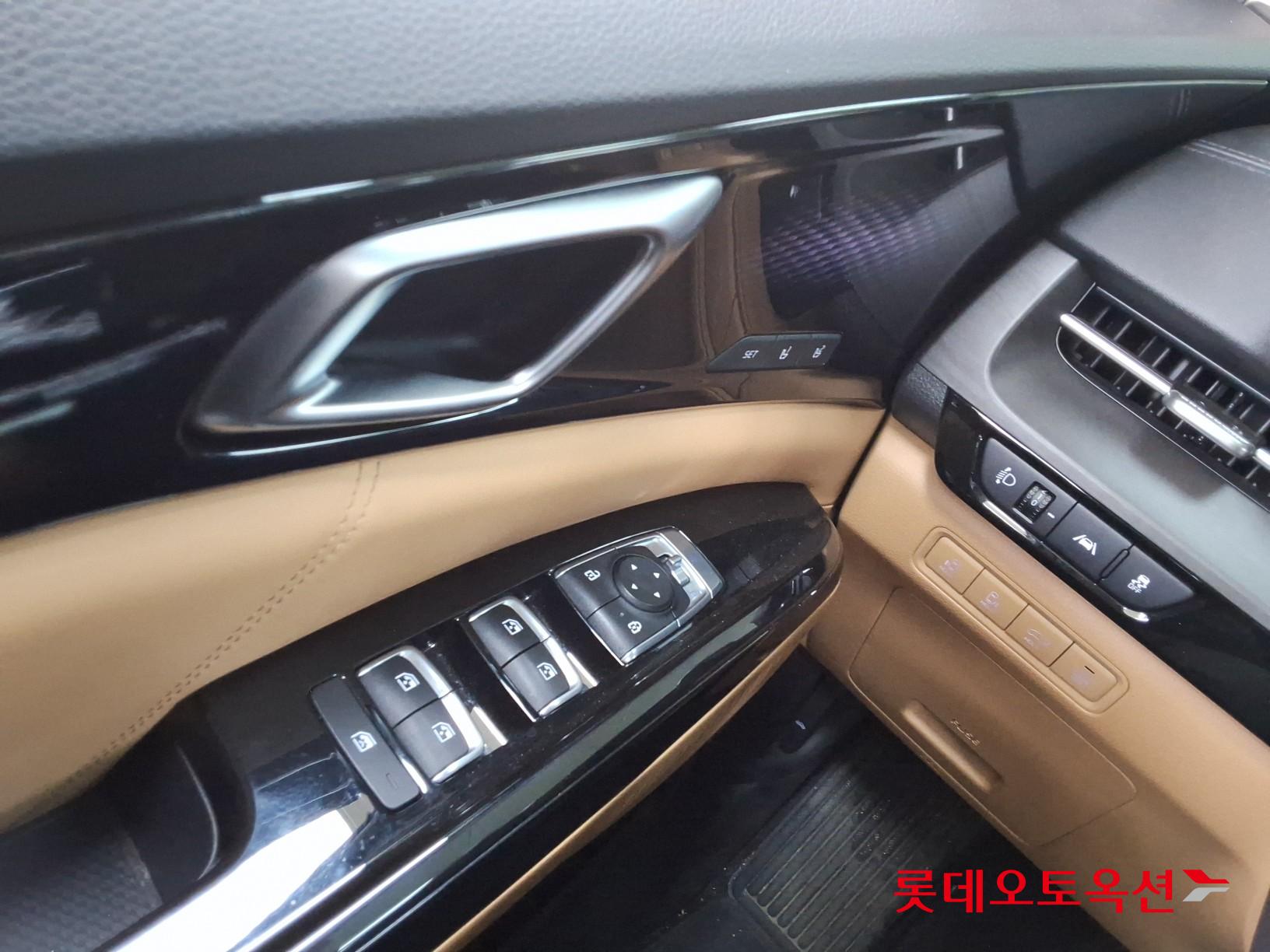 Kia Carnival id 3809989 из Кореи 28