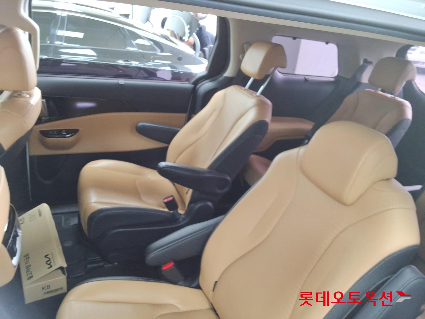 Kia Carnival id 3809989 из Кореи 37