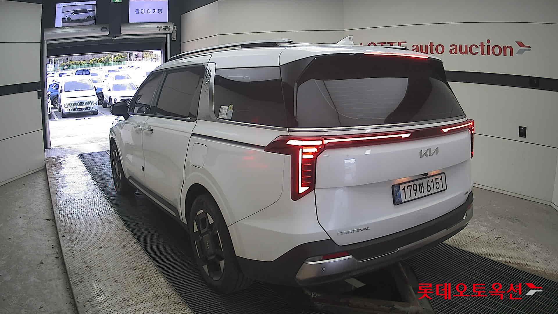 Kia Carnival Hybrid id 3816405 из Кореи 9