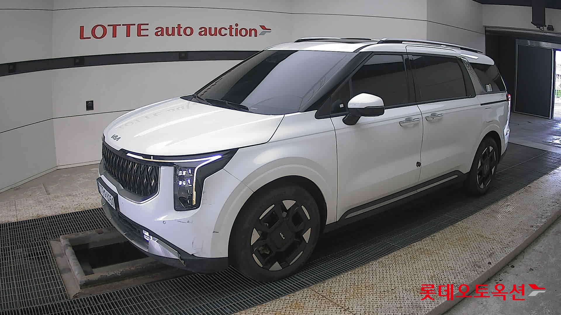 Kia Carnival Hybrid id 3816405 из Кореи 13