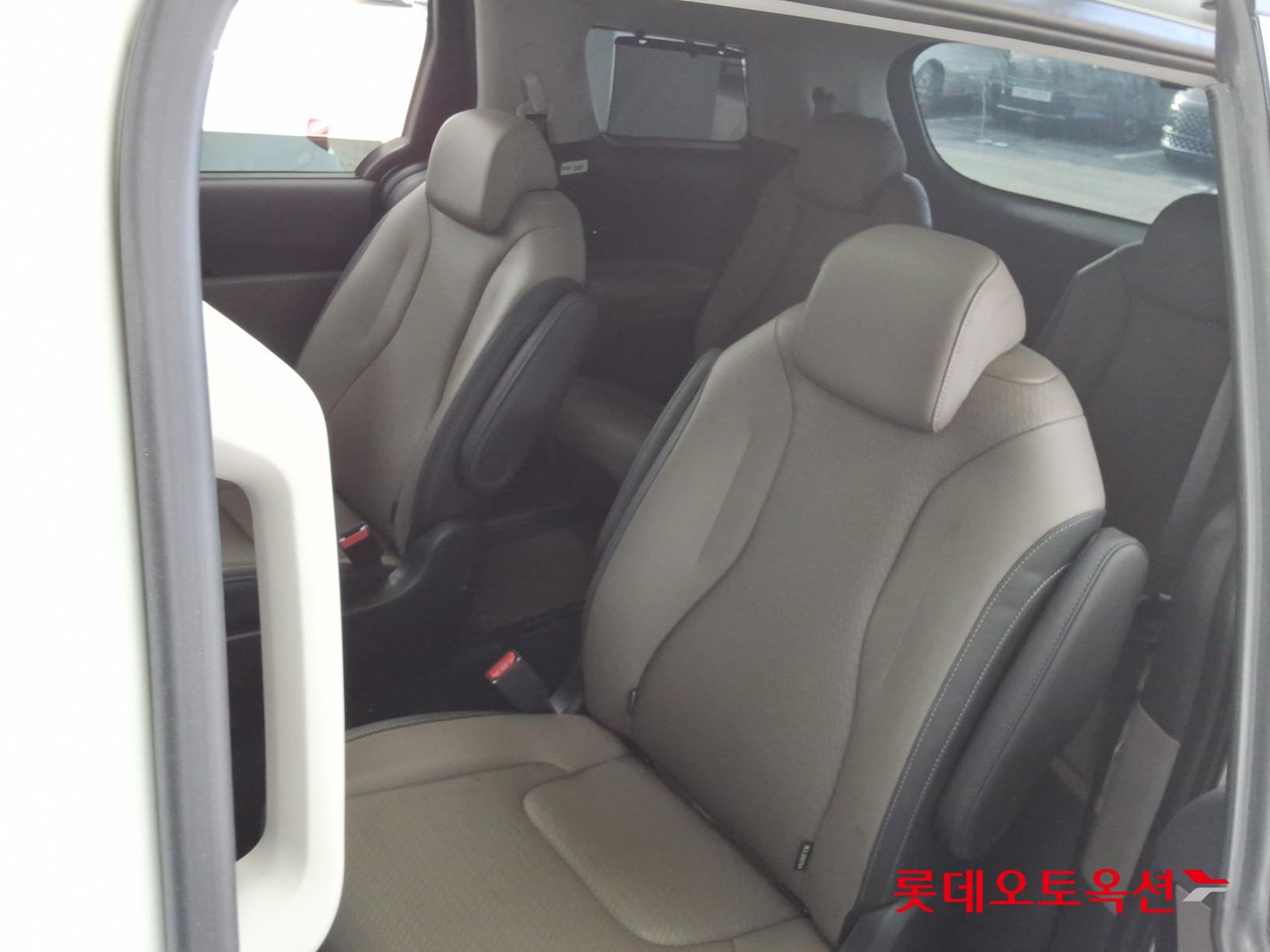 Kia Carnival Hybrid id 3816405 из Кореи 37