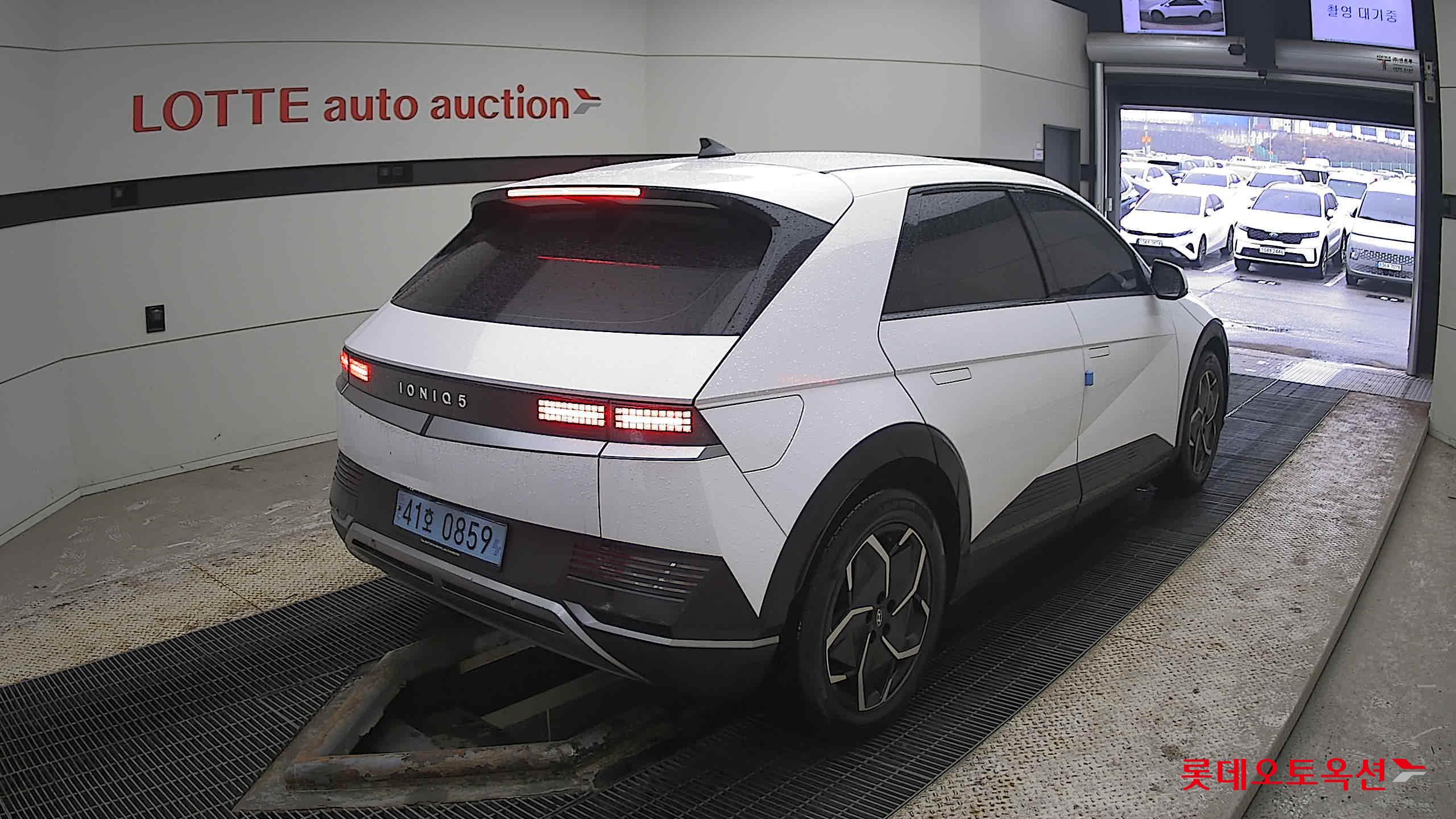 Hyundai IONIQ 5 2022 Atlas White из Кореи, фото 4