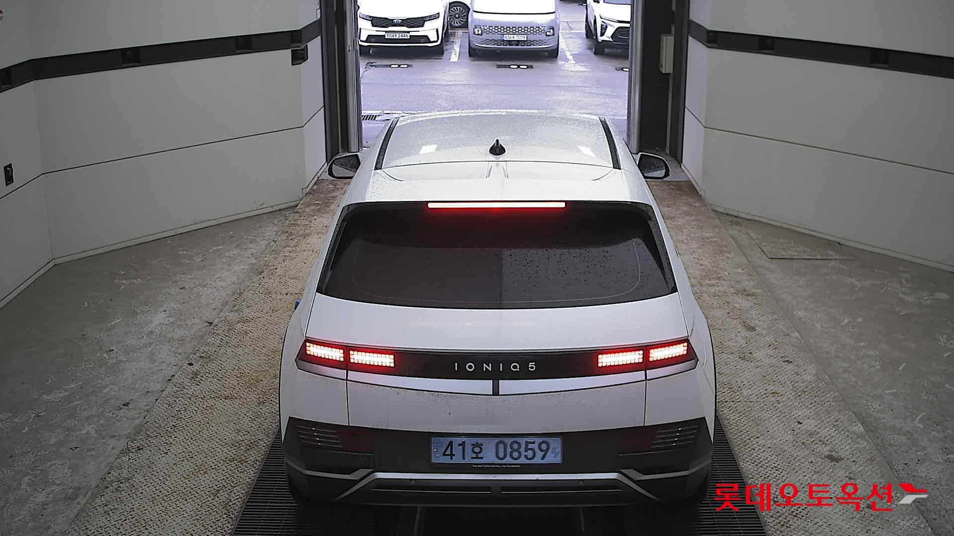 Hyundai IONIQ 5 2022 Atlas White из Кореи, фото 5