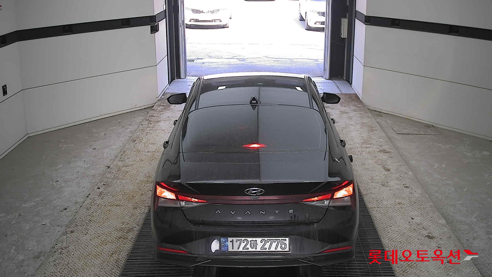 Hyundai Avante Hybrid 2023 Phantom Black Pearl из Кореи, фото 5