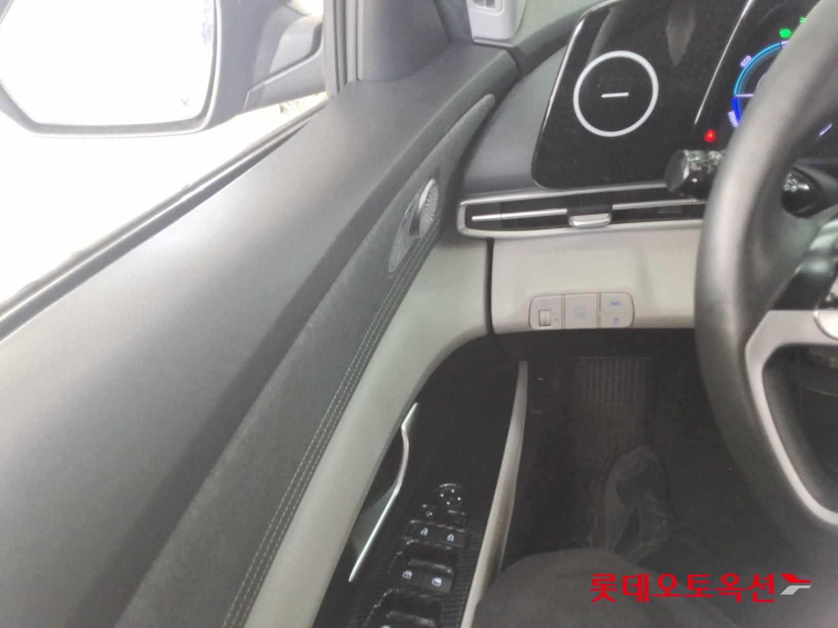 Hyundai Avante Hybrid id 3803646 из Кореи 28