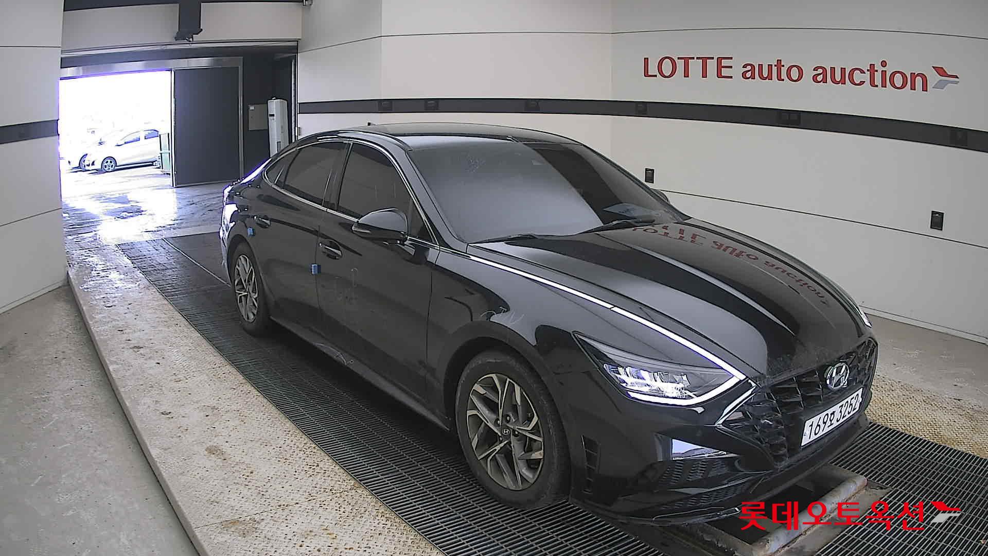 Hyundai Sonata 2022 Midnight Black Pearl из Кореи, фото 2