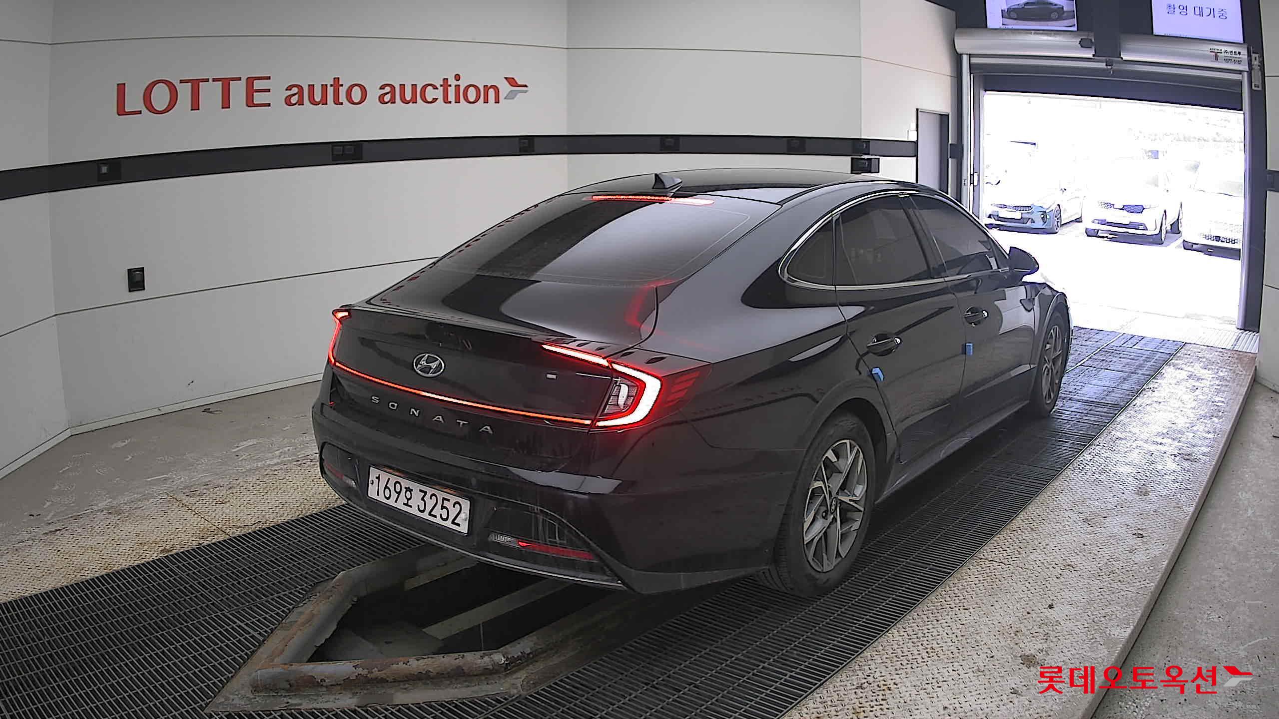 Hyundai Sonata 2022 Midnight Black Pearl из Кореи, фото 4