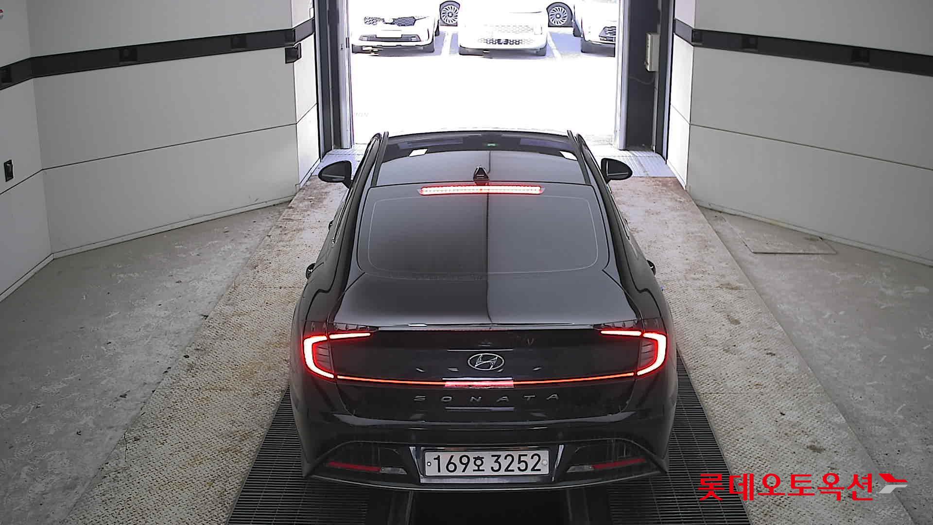 Hyundai Sonata 2022 Midnight Black Pearl из Кореи, фото 5