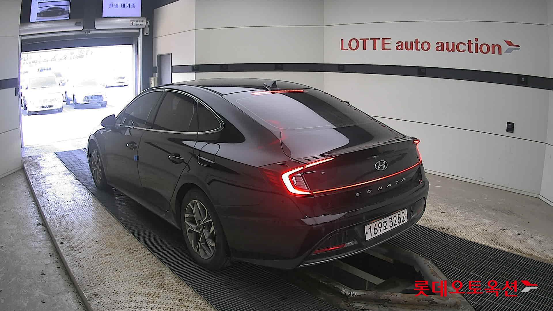 Hyundai Sonata 2022 Midnight Black Pearl из Кореи, фото 6
