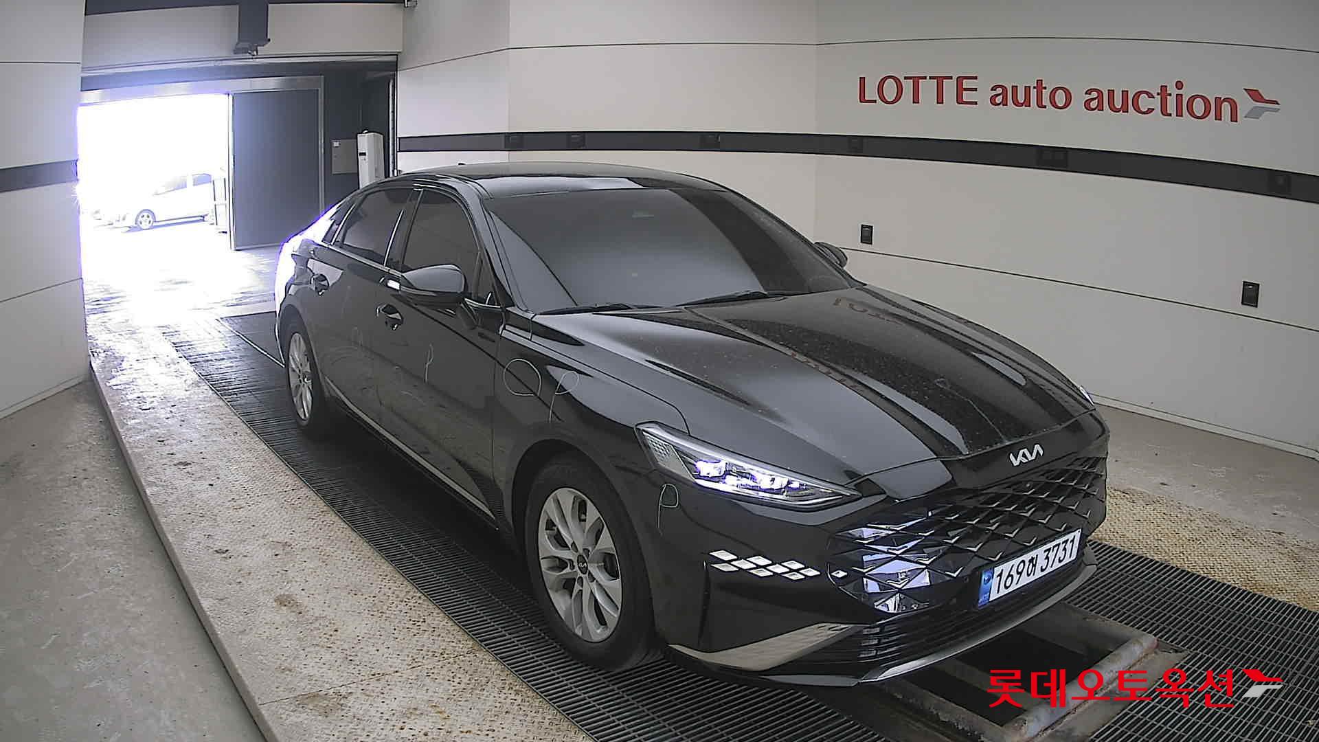 Kia K8 2022 Aurora Black Pearl из Кореи, фото 2