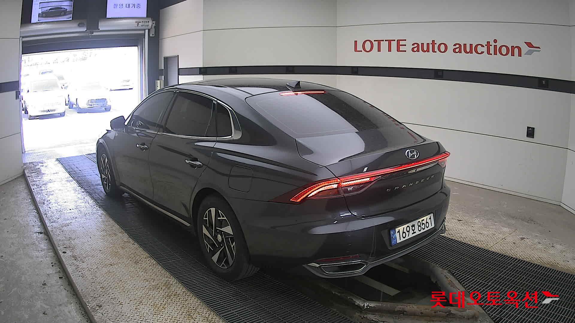 Hyundai Grandeur Hybrid 2022 Nocturne Grey Metallic из Кореи, фото 6
