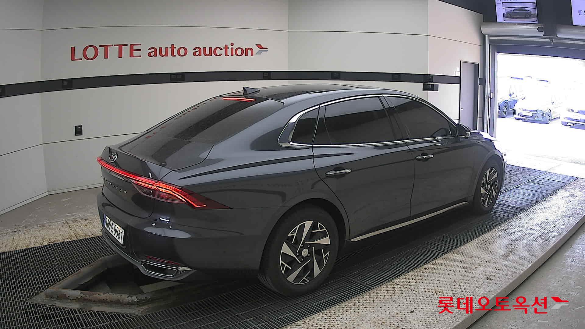 Hyundai Grandeur Hybrid id 3803658 из Кореи 19
